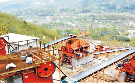 ���b�F(xi��n)��(ch��ng)